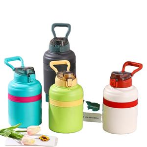 Bouteille d'eau isotherme en acier inoxydable à double paroi de grande capacité (1,2 l) pour le sport, avec étui en silicone - Product Image 1