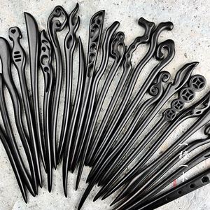 Bâtons à cheveux traditionnels, épingles à cheveux chinoises anciennes, fourchettes à cheveux en bois sculpté, pinces à cheveux vintage, bâtonnets pour femmes et filles - Product Image 2