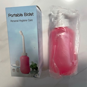 Bouteille de lavage péri-rectal NZMAN rose translucide à l'envers pour soins post-partum, bidet portable pour nettoyage et récupération périnéale pour les nouvelles mamans - Product Image 5