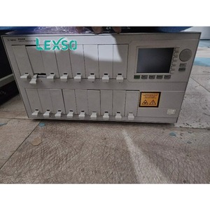 Multímetro óptico multicanal Lightwave 8166B de 17 ranuras en buen estado de segunda mano xgeqpt - Product Image 1