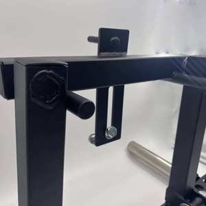 Máquina de Entrenamiento de Elevación de Brazos con Correa Lateral Ajustable de Acero, Abrazadera para Pecho, Equipo de Gimnasio - Product Image 6