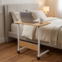 Table d'ordinateur portable en métal convertible et réglable avec surface en bois et design moderne et épuré pour l'étude et le bureau en villa