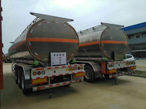 Camión Cisterna de Combustible, Camión Cisterna de Aceite CLW de 3 Ejes, 42000L, Semirremolque Cisterna para Transporte de Combustible - Product Image 4