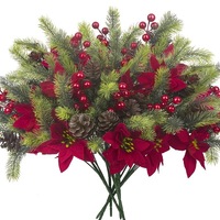 Bouquets de branches de pin de Noël artificielles en plastique simulé, avec aiguilles de pin et baies rouges, moulées par injection, pour l'exportation transfrontalière