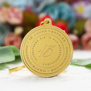 พวงกุญแจโลโก้สั่งทำส่วนตัว ชุบทอง โลหะผสมสังกะสี โลโก้ 3 มิติ ตัวอักษร ภาพนิยม ลายนูน 3 มิติ พวงกุญแจรูปทรงตามสั่ง - Product Image 2