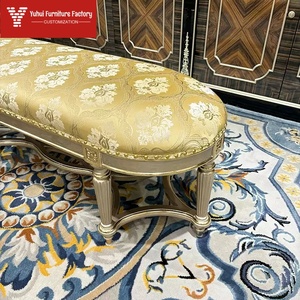 Pied de lit en <span class=keywords><strong>bois</strong></span> massif français, tabouret de canapé luxueux de style palais européen, pied de lit en tissu néoclassique pour chambre à coucher - Product Image 2