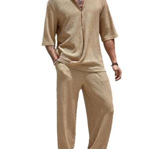 Modern 2024 European and American Men's Solid Color Short Sleeved <strong>Tshirt</strong> and Pants <strong>Combo</strong> - Product Image 2