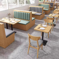 Table carrée de style moderne pour café restaurant utilisation commerciale dessus en bois de noyer et meubles de restaurant à base de fer