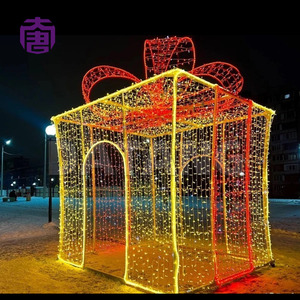 Luz Decorativa Navideña de Gran Tamaño, Diseñada como un Punto de Referencia Fotográfico Memorables para Eventos Festivos - Product Image 1