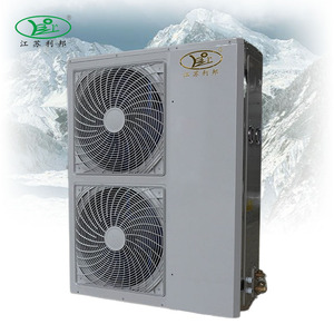 Đơn vị làm lạnh năng lượng mặt trời được cài đặt trên mái nhà của một đơn vị ngưng tụ loại hộp 3HP - Product Image 1