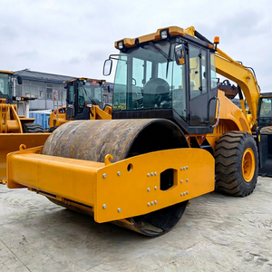 Rouleau compresseur d'occasion, faible nombre d'heures de fonctionnement, moteur d'origine, bon état, économique, prêt à être expédié, en stock - Product Image 1