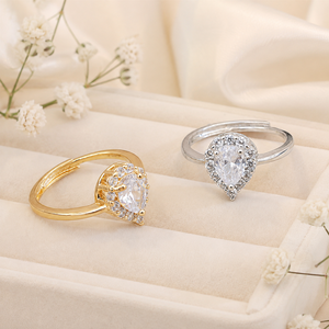 Anello aperto a forma di goccia d'acqua, gioiello da donna dal design classico per l'uso quotidiano - Product Image 4