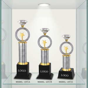 Trofeos y Medallas Deportivas Personalizadas al por Mayor, Diseño Moderno de Metal Fundido a Presión, Impresión UV, Grabado Láser, Portátiles, Gujarat POOJA - Product Image 1