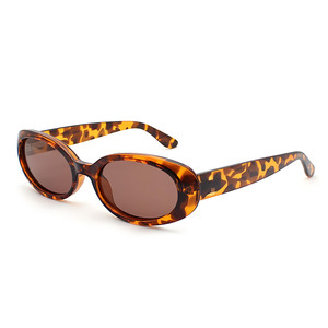 Gafas de Sol de Moda Y2K para Hombre y Mujer, Logotipo Personalizado, Marcas de Moda, Monturas Ovaladas Pequeñas, Gafas de Sol UV400 de Alta Calidad - Product Image 4