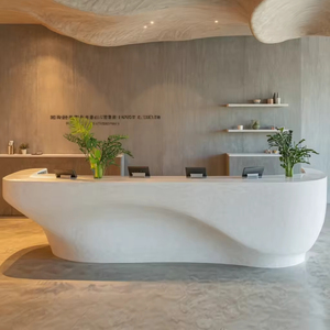 เคาน์เตอร์บาร์รับรองทรงโค้งสีขาวหรูหรา ดีไซน์ระดับไฮเอนด์สำหรับล็อบบี้โรงแรมและพื้นที่เชิงพาณิชย์ - Product Image 4