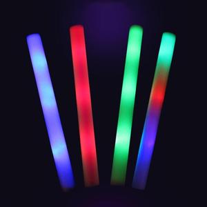 Bâton lumineux LED RGB blanc en mousse colorée avec base ABS – Portable, multi-modes clignotants, style anime, pour <span class=keywords><strong>anniversaire</strong></span>, mariage, festival de musique, fête - Product Image 3