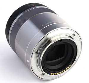 Objectif plein format 30 mm F3.5 pour appareil photo (SEL30M35) fabriqué en Chine, grande ouverture, deux fois plus lumineux que F/4, offrant un meilleur contrôle et une plus grande précision. - Product Image 4