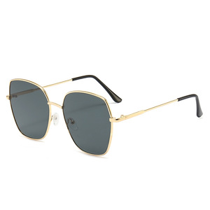 Metal <b>Frame</b> Sunglasses <b>Gold</b> Rimmed Large <b>Square</b> Lens UV400 Protection Women's Fashion Travel Style - Product Image 5