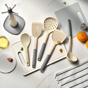 <b>Silicone</b> Spatula Protective Spatula Non Damaging Pan Non Stick Pan Frying Pan specialized Spatula Soup Spoon - Product Image 3