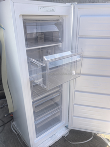 Congelador Vertical Blanco de 180L, Diseño Compacto con Control Digital de Temperatura para Hogar, Cocina y Oficina, Congelador Vertical de Bajo Consumo - Product Image 6
