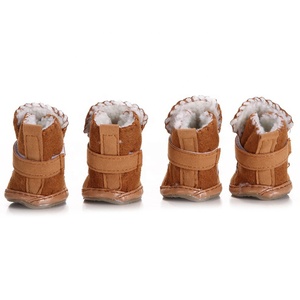 Chaussettes <span class=keywords><strong>pour</strong></span> animaux de compagnie en velours d'agneau chaud d'hiver classique Bottes de <span class=keywords><strong>chien</strong></span> antidérapantes avec caoutchouc en cuir respirant imperméable fabriqué dans un style occidental - Product Image 6