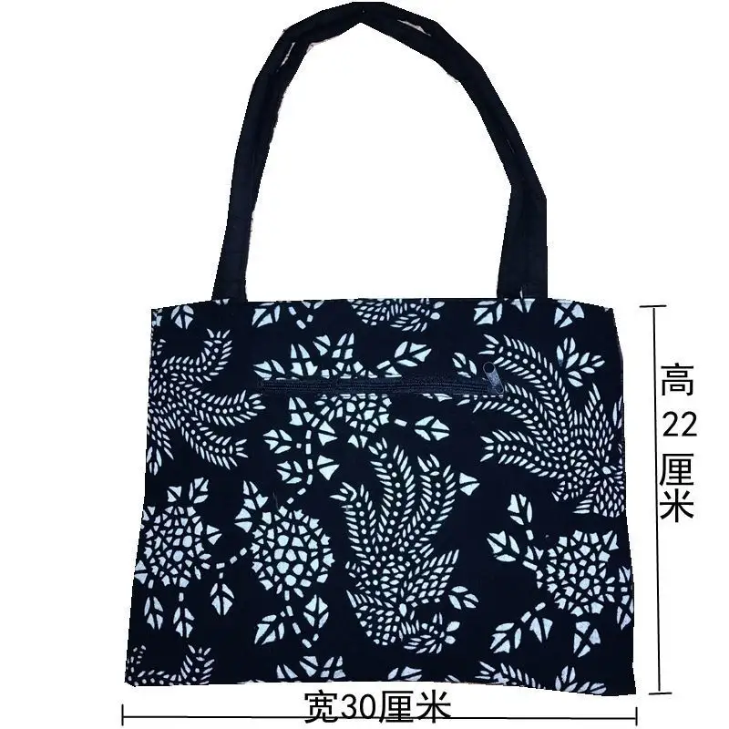 2022 Underarm Contractor Factory Direct Selling Fashion Women's Bag Guizhou Batik Art Handbag