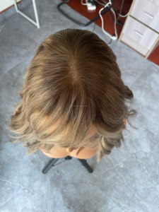 Peluca grande de encaje de pelo europeo de grado 12a de Instock, peluca con flecos frontales de encaje HD de color rubio ceniciento con forro de seda para mujer - Product Image 5