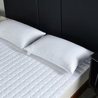 Oreiller en coton avec garnissage en alternative au duvet pour hôtel et usage domestique, oreiller de lit blanc doux pour dormir, moelleux et offrant un bon soutien