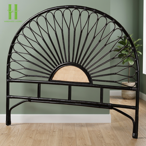 Juego de Dormitorio de Ratán Moderno y Ecológico para Hotel, Tamaño Personalizable, Color Personalizado, Cabecera con Forma de Flor - Product Image 1