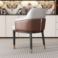 Chaise de salle à manger nordique de luxe en cuir et en métal personnalisée pour la maison cuisine hôtel tabouret de bar moderne pour table PC plastique pour le travail vie