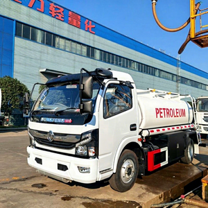 Camion-citerne à carburant Dongfeng 4x2 de 5000 litres, camion-citerne mobile diesel à vendre au prix d'usine - Product Image 2