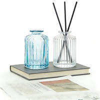 Bouteille d'aromathérapie en verre rayé 150 ml, bouteille diffuseur de parfum en verre de couleur personnalisée