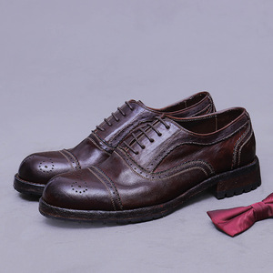 Zapatos de cuero grabados, zapatos de negocios Goodyear Welt para hombre, zapatos Oxford de cuero versátiles británicos hechos a mano para boda - Product Image 1