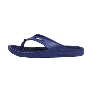 Venta al por mayor <span class=keywords><strong>de</strong></span> los hombres <span class=keywords><strong>de</strong></span> la venta caliente nuevo diseño barato Zapatillas <span class=keywords><strong>de</strong></span> casa para los hombres clásicos <span class=keywords><strong>chanclas</strong></span> zapatillas <span class=keywords><strong>de</strong></span> playa Casual <span class=keywords><strong>chanclas</strong></span> - Product Image 2