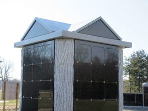 72 niches Granite Columbarium Granite Tombstone Traditional Design Unionstone CL06 for Cemetery Use - Product Image 1