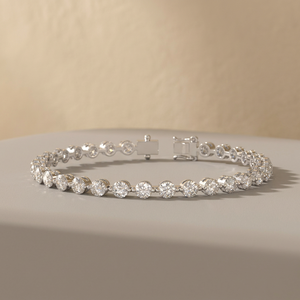 Bracelet tennis personnalisé en diamant de laboratoire de forme ronde, bijoux fins en or, serti clos, pour femme, accessoire de luxe élégant - Product Image 5