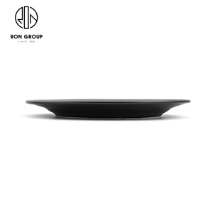 <span class=keywords><strong>Platos</strong></span> planos redondos de estilo japonés, <span class=keywords><strong>platos</strong></span> de cerámica negros <span class=keywords><strong>baratos</strong></span> para restaurante - Product Image 2