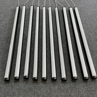 Lustre en fer forgé pour villas duplex ; Conception multi-têtes à suspension longue pour espaces ouverts à double hauteur ; Moderne