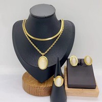 Ensemble de bijoux de luxe pour femmes, collier à double chaîne de serpent en or plaqué 18 carats, anneaux et boucles d'oreilles en acier inoxydable, bijoux fins et tendance