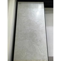 Carrelage en céramique émaillée rustique moderne 600x1200mm antidérapant imitation pierre blanche pour salle de bain et sol de pièce