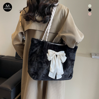 Sac fourre-tout tendance en peluche grande capacité pour femme – Fournisseur en gros