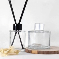 Bouchon à vis personnalisé de 50ml plat cylindrique PP transparent vide Reed diffuseur bouteille en verre avec sérigraphie