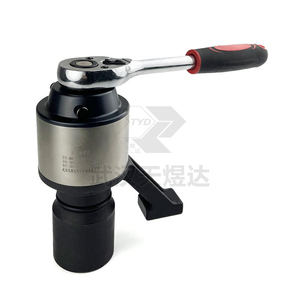 Clé dynamométrique manuelle à préimpressionion de couple de 7500 N.m pour le serrage de boulons dans les espaces confinés - Product Image 2