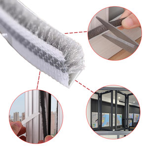 Bandes coupe-froid insonorisées à haute étanchéité joint <span class=keywords><strong>de</strong></span> <span class=keywords><strong>porte</strong></span> <span class=keywords><strong>d</strong></span>'<span class=keywords><strong>entrée</strong></span> <span class=keywords><strong>bas</strong></span> à ailettes coupe-froid pour fenêtres en aluminium - Product Image 2