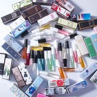 Tube à essai parfum 3ml top vente petites femmes échantillon parfum mini hommes corps spray festival cadeau marque même parfum styles mixtes