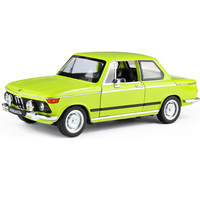 YS TOYS Coche de Juguete a Escala 1:18 de Aleación de Zinc Fundido a Presión |   Coche de juguete con retroceso, luz, sonido y puertas que se abren para niños