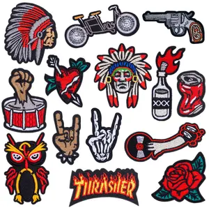 Rolo de patches bordados para motociclista, steampunk rocker, emblema de osso de mão para jaqueta, acessórios de roupas