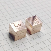 Miroir poli 99.95% cuivre de haute pureté Cu métal élément sculpté tableau périodique 10mm Cube