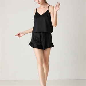 ชุดนอนผ้าไหมโพลีเอสเตอร์สำหรับผู้หญิงชุดนอนกางเกงขาสั้นสองชิ้นแบบเซ็กซี่ลายลูกไม้สีเปื้อนสำหรับฤดูร้อนตามสั่ง - Product Image 5