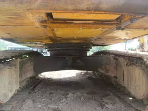 รถขุดไฮดรอลิกตีนตะขาบ Komatsu PC210-8 มือสองคุณภาพสูง น้ำหนัก 21 ตัน เครื่องจักรก่อสร้าง - Product Image 6
